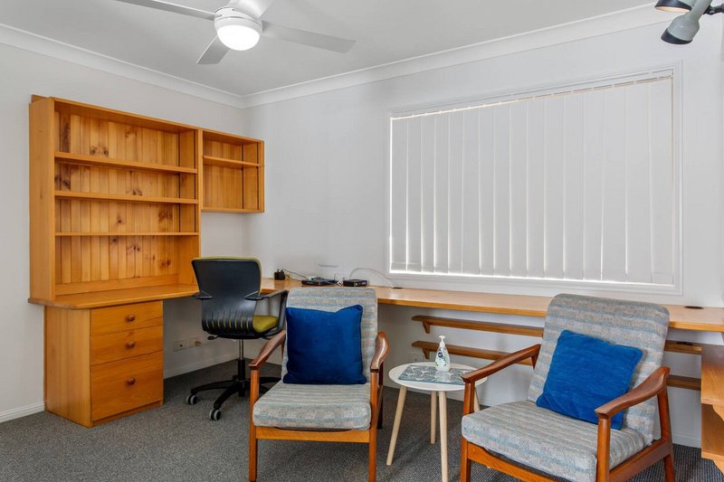 Photo - 3/15 Mcnaughton Street, Redcliffe QLD 4020 - Image 6