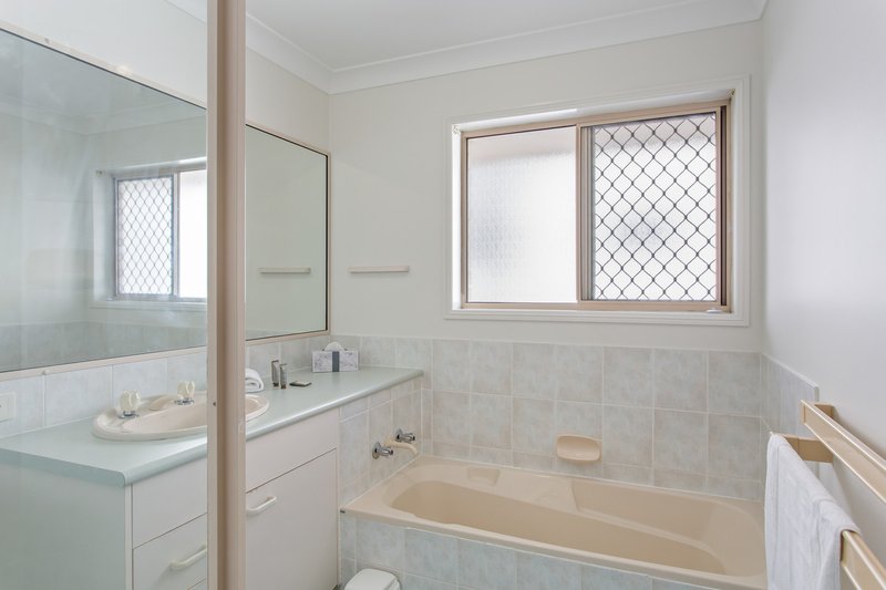 Photo - 3/15 Mcnaughton Street, Redcliffe QLD 4020 - Image 9