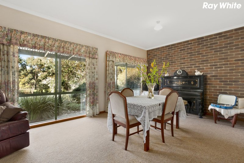 Photo - 315 Pakenham Road, Pakenham VIC 3810 - Image 7