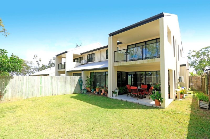 Photo - 3/15 Parkside Place, Norman Gardens QLD 4701 - Image 13