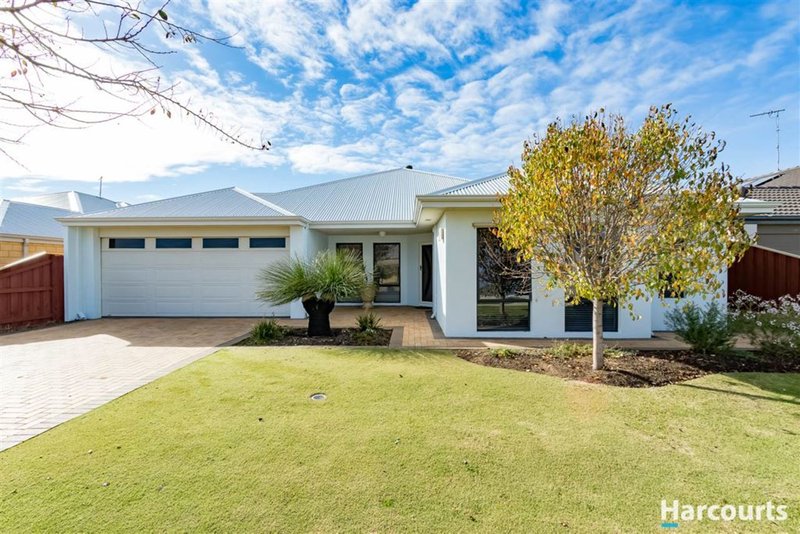 315 Peelwood Parade, Halls Head WA 6210