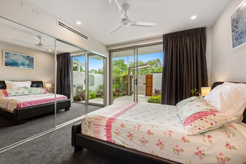 Photo - 3/15 Roseglen Street, Greenslopes QLD 4120 - Image 3