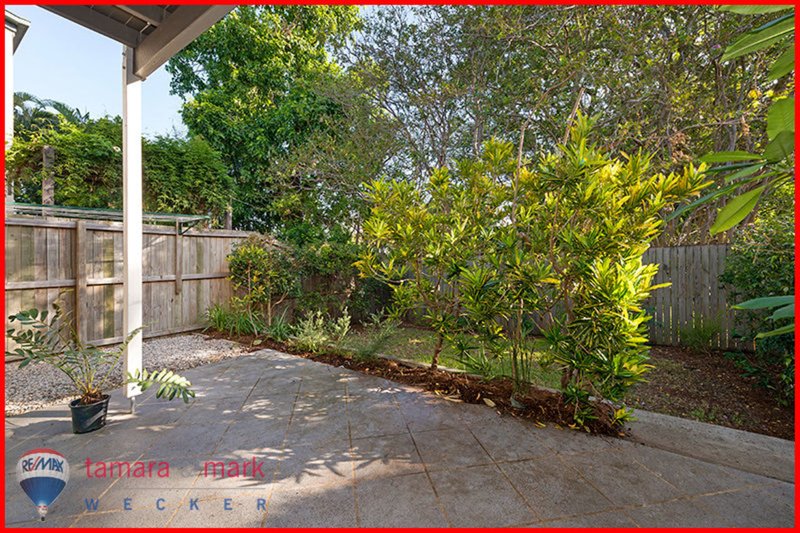 Photo - 3/15 Seaview Lane, Shorncliffe QLD 4017 - Image 11