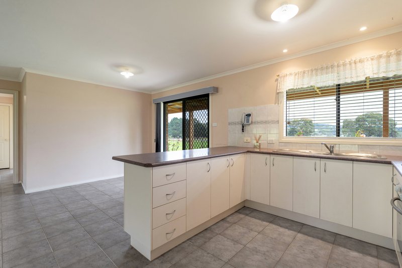 Photo - 315 Sixth Avenue, Eden Park VIC 3757 - Image 13