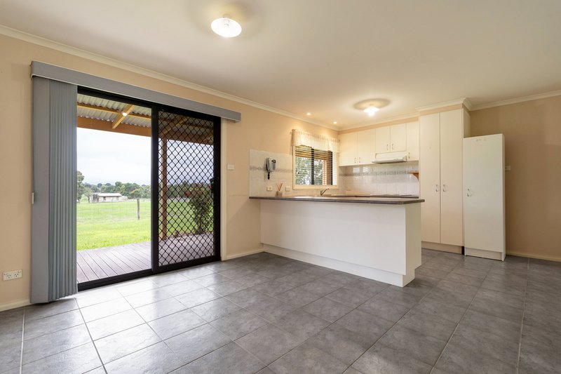 Photo - 315 Sixth Avenue, Eden Park VIC 3757 - Image 14