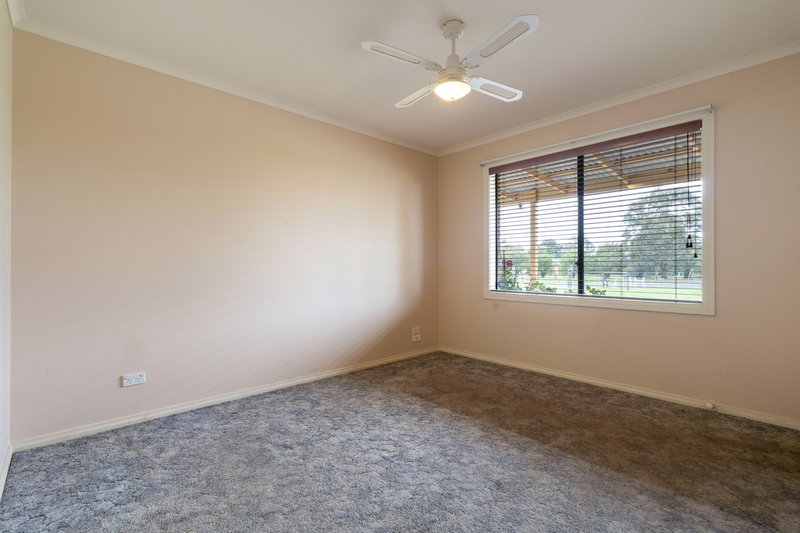 Photo - 315 Sixth Avenue, Eden Park VIC 3757 - Image 17