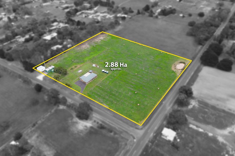 Photo - 315 Sixth Avenue, Eden Park VIC 3757 - Image 31