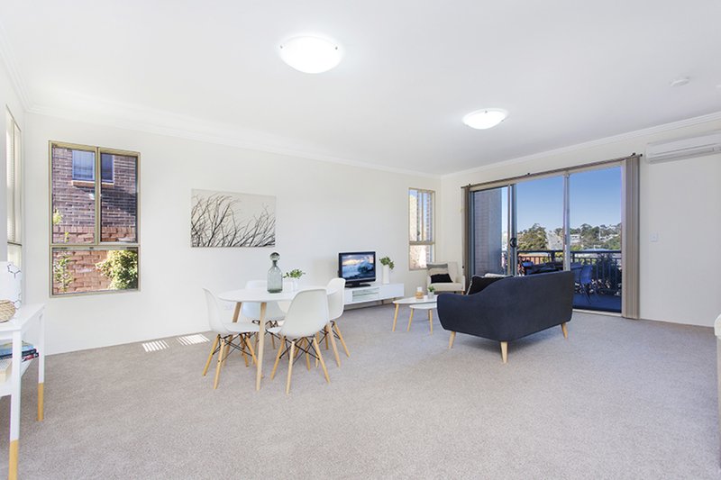 Photo - 3/15 Stuart Street, Helensburgh NSW 2508 - Image 5