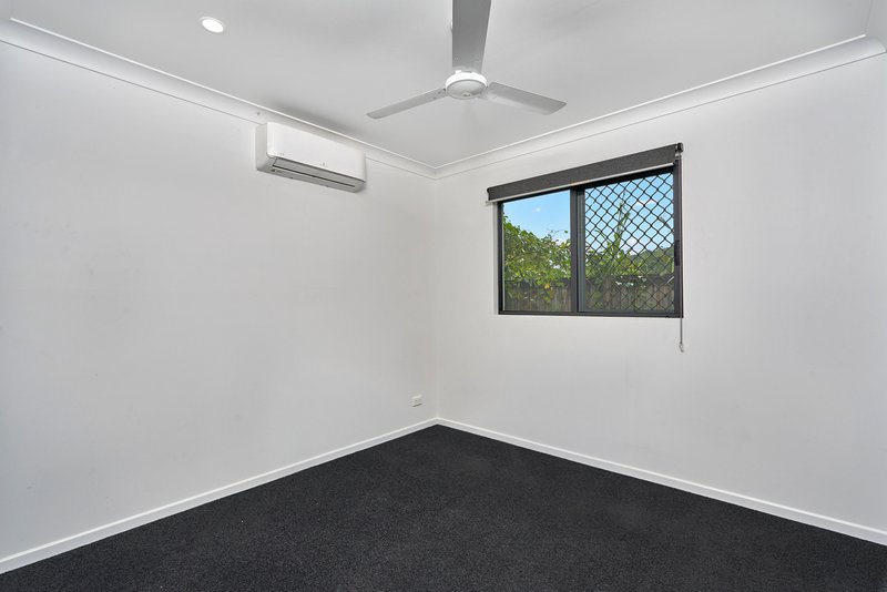 Photo - 3/15 Tenni Street, Redlynch QLD 4870 - Image 9
