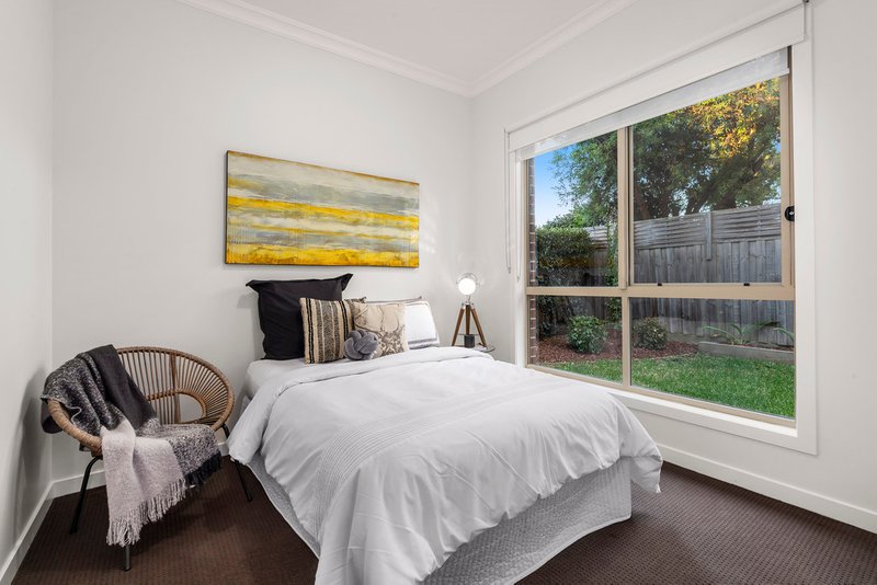 Photo - 3/15 Victoria Avenue, Mitcham VIC 3132 - Image 6