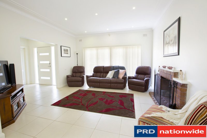 Photo - 3/15 Warwick Street, Penrith NSW 2750 - Image 3