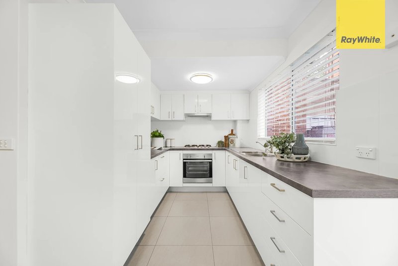 Photo - 3/15 Wigram Street, Harris Park NSW 2150 - Image 4