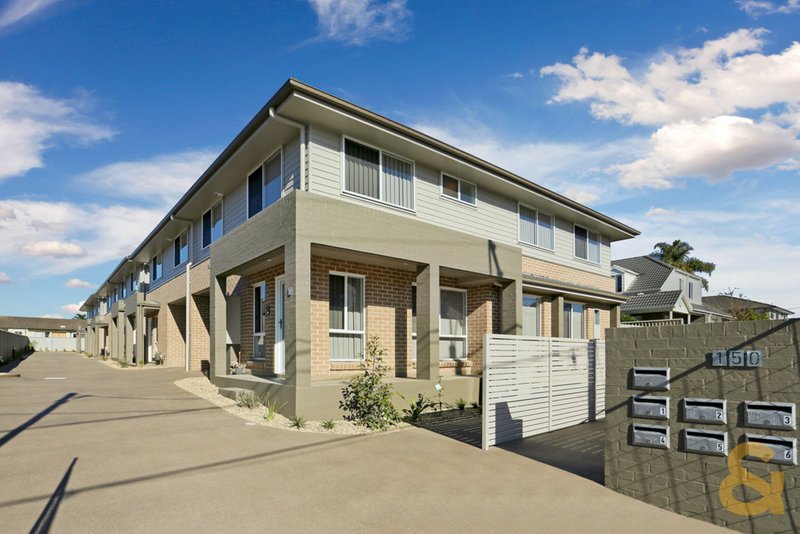 Photo - 3/150 Adelaide Street, St Marys NSW 2760 - Image 2