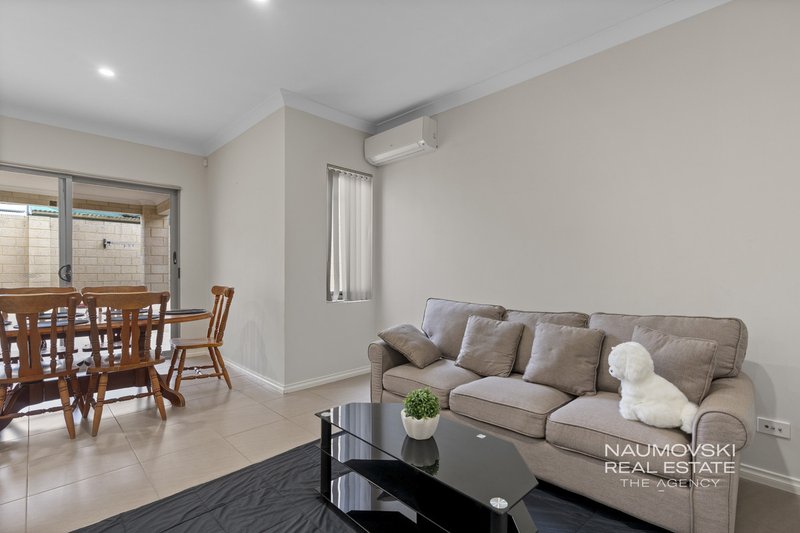 Photo - 3/150 Ravenswood Drive, Nollamara WA 6061 - Image 2