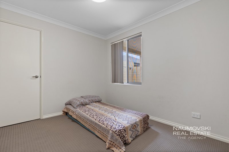 Photo - 3/150 Ravenswood Drive, Nollamara WA 6061 - Image 9