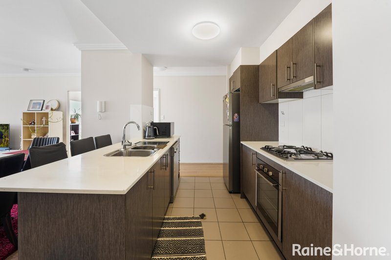 Photo - 31/51 Lachlan Street, Warwick Farm NSW 2170 - Image 2