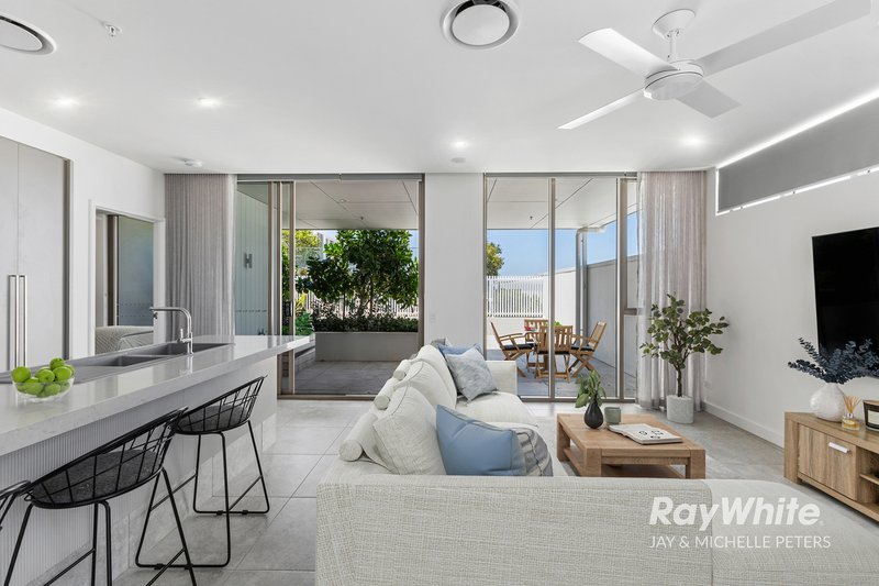 Photo - 315/15 Aqua Street, Newport QLD 4020 - Image 5