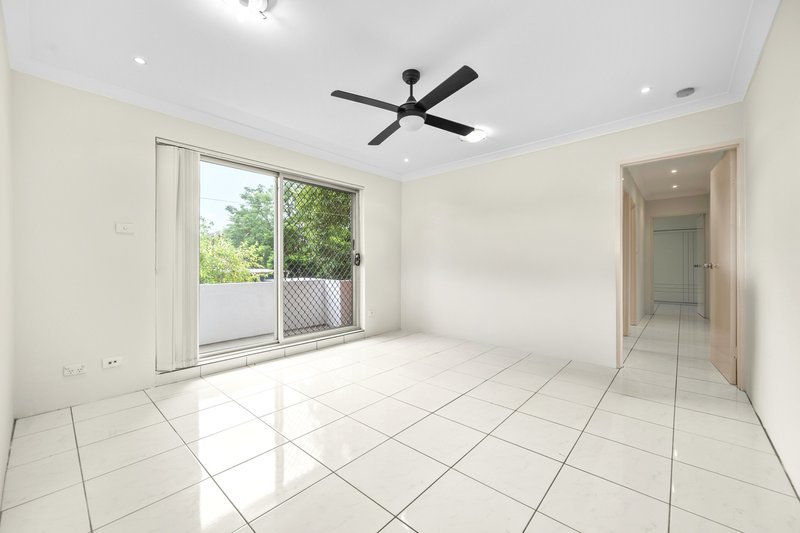 Photo - 3/152 Good Street, Harris Park NSW 2150 - Image 4