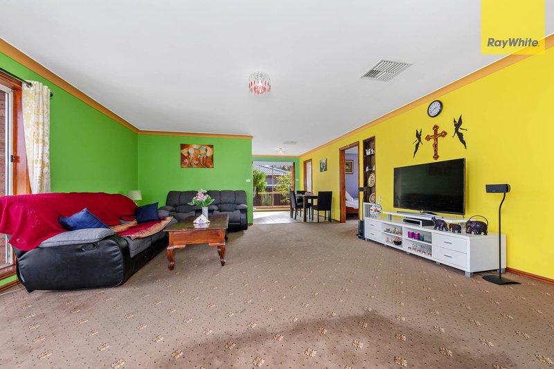 Photo - 3/152 William Street, St Albans VIC 3021 - Image 2