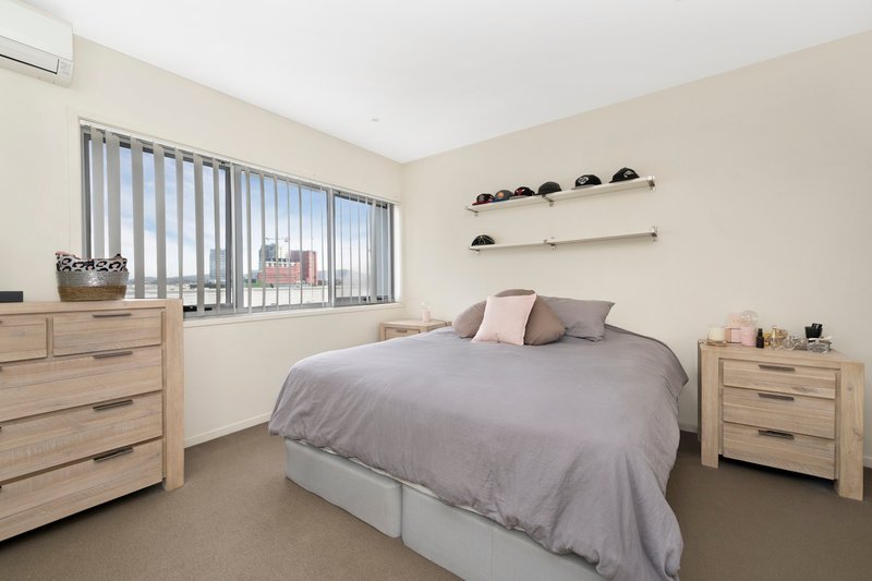 Photo - 31/54 Ernest Cavanagh Street, Gungahlin ACT 2912 - Image 7