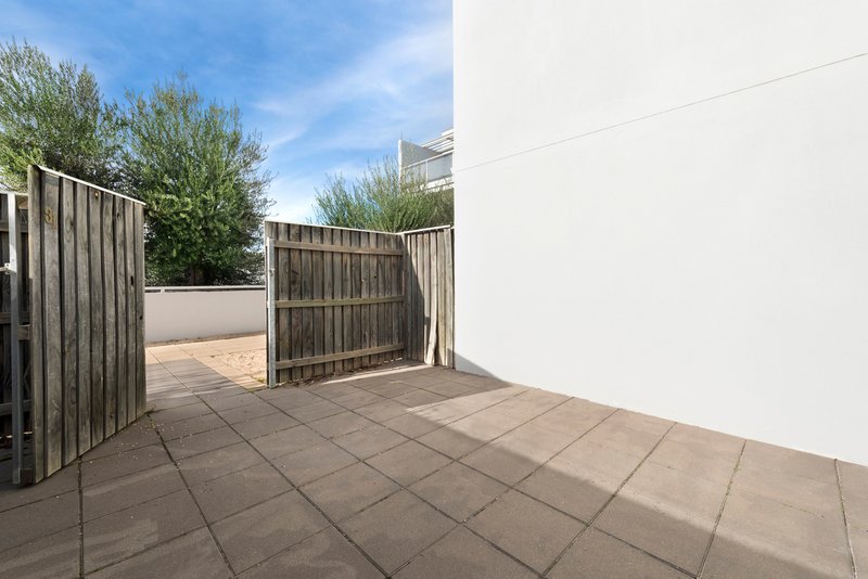 Photo - 31/54 Ernest Cavanagh Street, Gungahlin ACT 2912 - Image 10