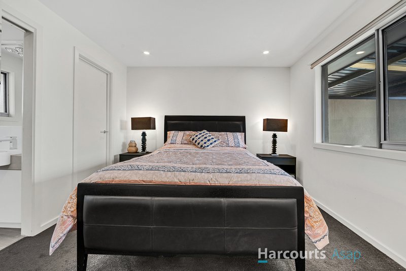 Photo - 3/156 David Street, Dandenong VIC 3175 - Image 8