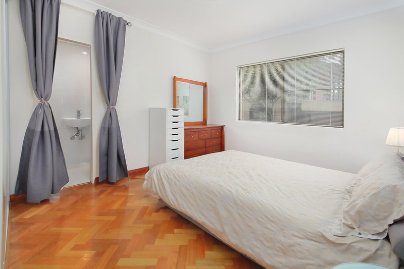 Photo - 3/158 Culloden Road, Marsfield NSW 2122 - Image 4