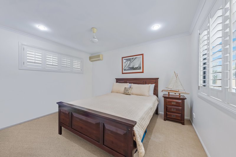 Photo - 3/16 Beach Road, Cannonvale QLD 4802 - Image 12