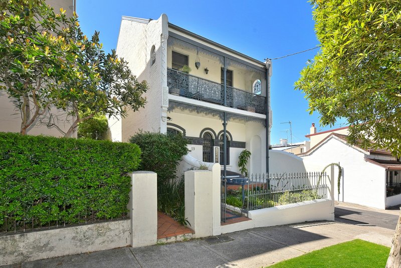 Photo - 3/16 Brown Street, Newtown NSW 2042 - Image 1