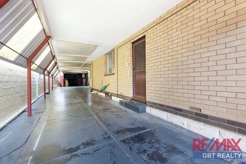 Photo - 316 Flinders Street, Nollamara WA 6061 - Image 4