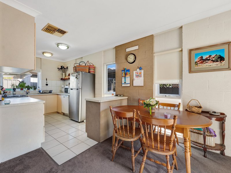 Photo - 3/16 George Street, Wangaratta VIC 3677 - Image 3