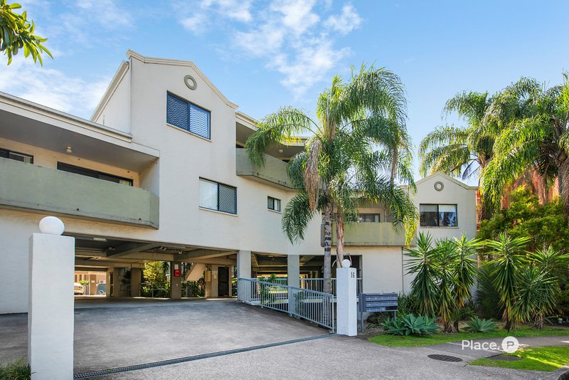 Photo - 3/16 Jellicoe Street, Coorparoo QLD 4151 - Image 1