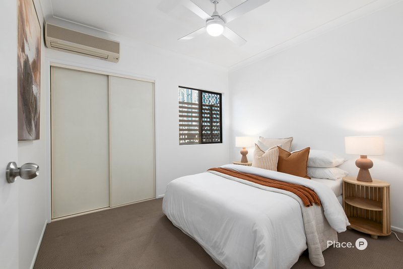 Photo - 3/16 Jellicoe Street, Coorparoo QLD 4151 - Image 13