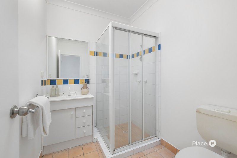 Photo - 3/16 Jellicoe Street, Coorparoo QLD 4151 - Image 14
