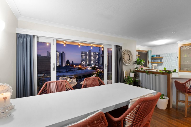 Photo - 3/16 Lanham Street, Coolangatta QLD 4225 - Image 9