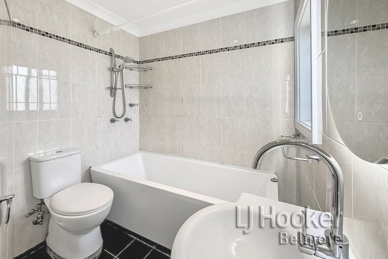 Photo - 3/16 Lawford Street, Greenacre NSW 2190 - Image 5