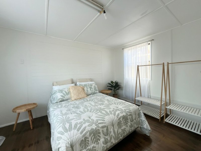 Photo - 3/16 Manning Street, Manning Point NSW 2430 - Image 1