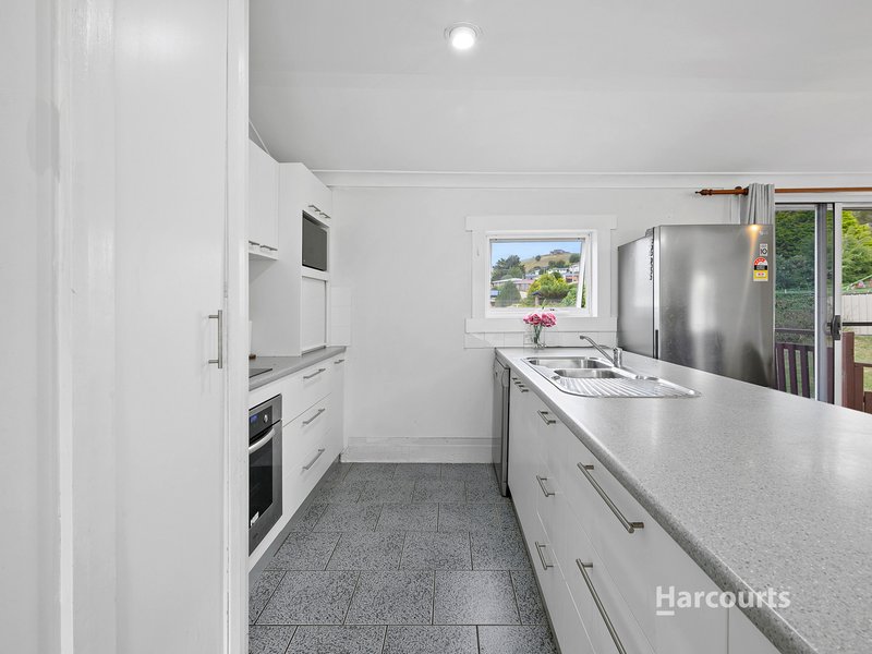 Photo - 316 Mount Street, Upper Burnie TAS 7320 - Image 5