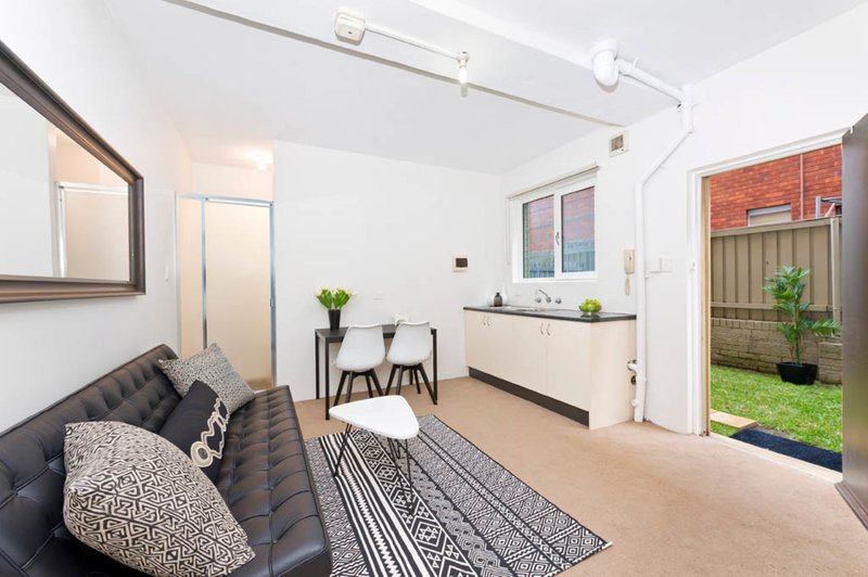 Photo - 3/16 Sebastopol Street, Enmore NSW 2042 - Image 6