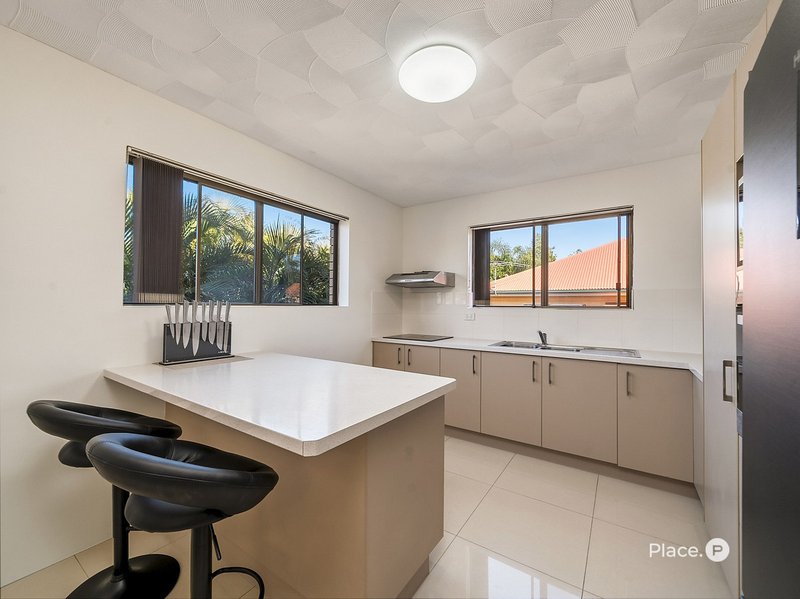 Photo - 3/16 Shields Street, Redcliffe QLD 4020 - Image 8
