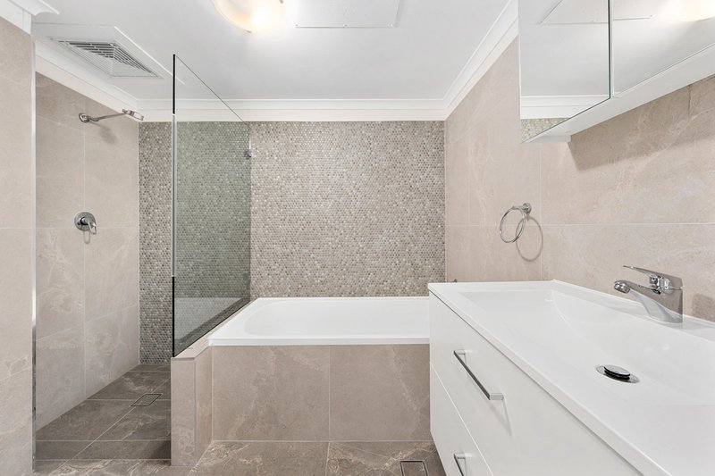 Photo - 3/16 Whitton Road, Chatswood NSW 2067 - Image 4