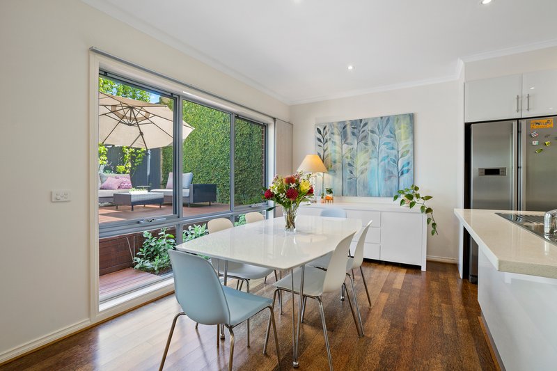 Photo - 3/16 William Street, Ringwood VIC 3134 - Image 6