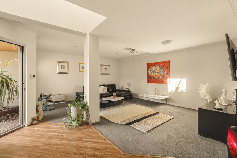 Photo - 3/160 West Coast Drive, Sorrento WA 6020 - Image 7