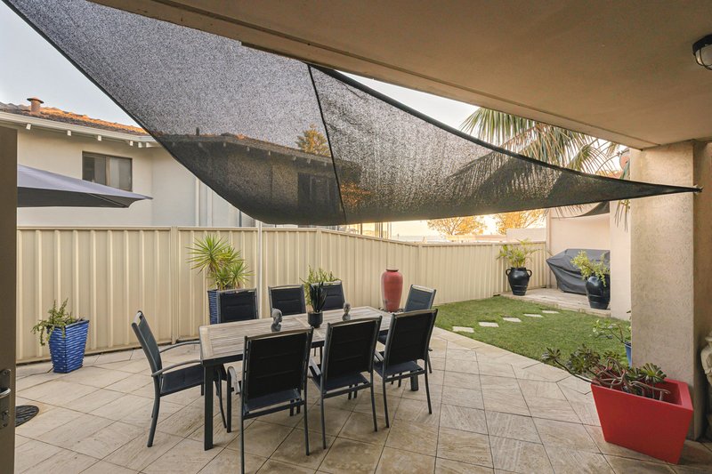 Photo - 3/160 West Coast Drive, Sorrento WA 6020 - Image 14