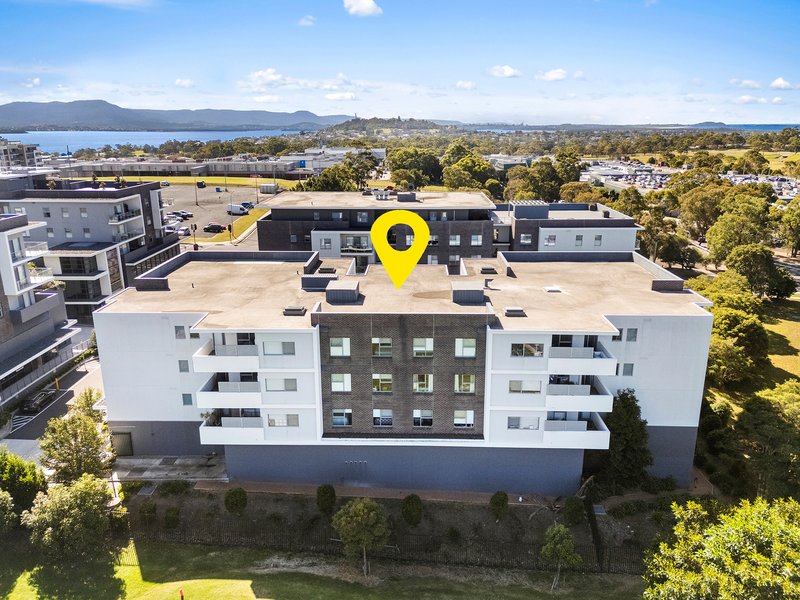 Photo - 316/1 Evelyn Court, Shellharbour City Centre NSW 2529 - Image 1