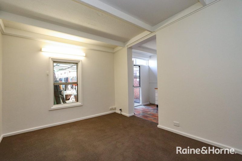 Photo - 3/161 George Street, Bathurst NSW 2795 - Image 7