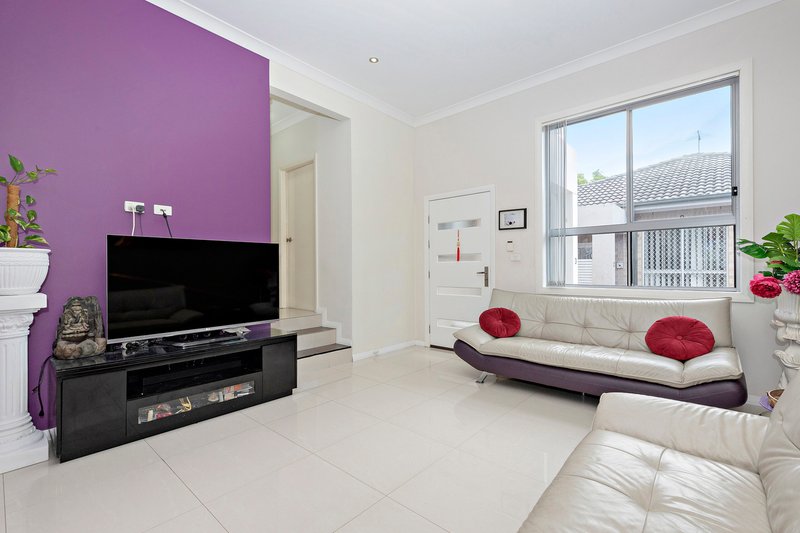 Photo - 3/162 Bungarribee Road, Blacktown NSW 2148 - Image 3