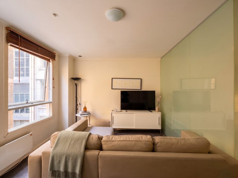 Photo - 316/238 Flinders Street, Melbourne VIC 3000 - Image 2