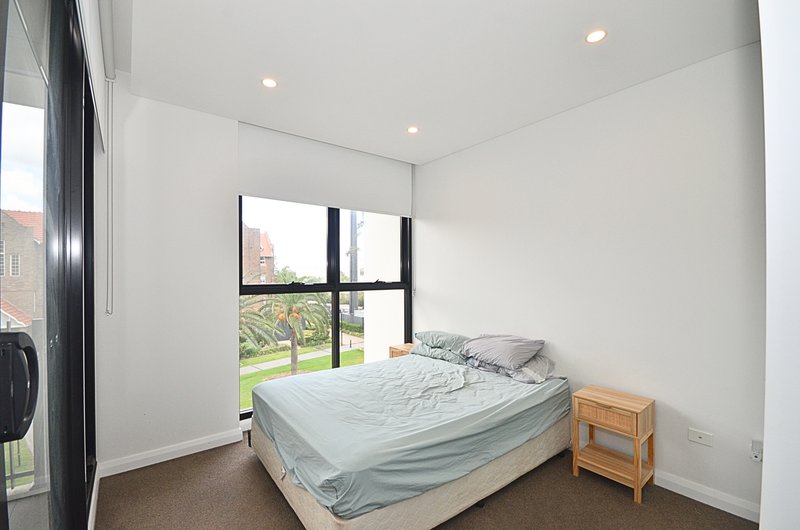 Photo - 316/5 Maple Tree Road, Westmead NSW 2145 - Image 6