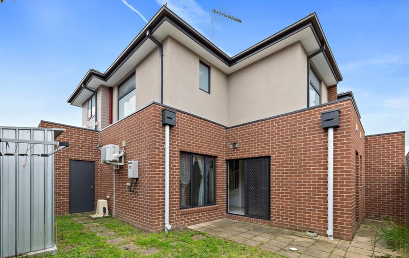 Photo - 3/166 David Street, Dandenong VIC 3175 - Image 2